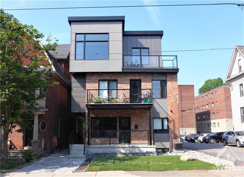 368-chapel-street-ottawa-ontario-x12270310