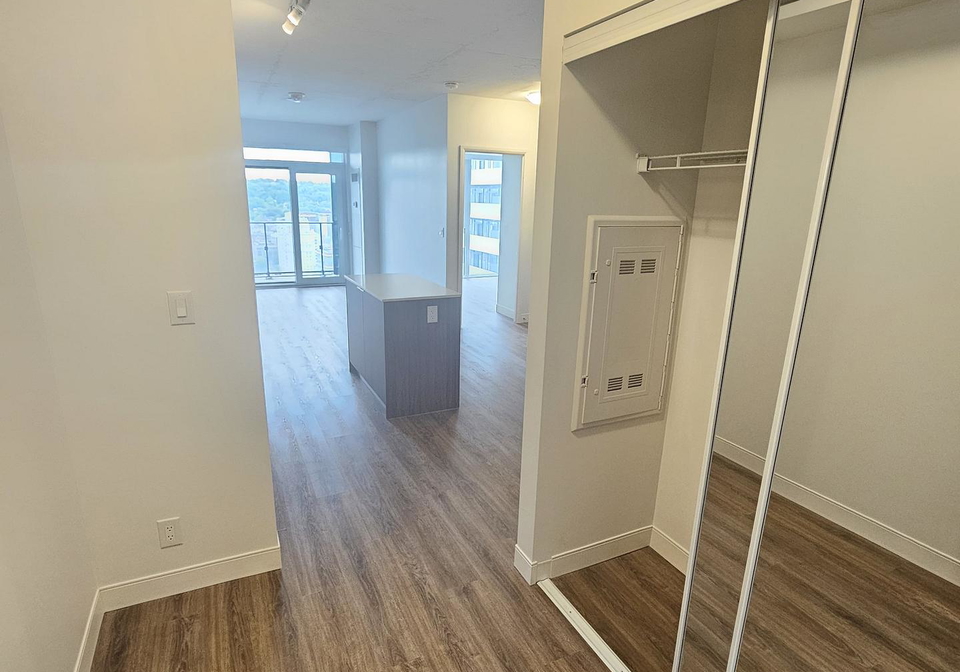 22-hughson-street-hamilton-ontario-x12270433