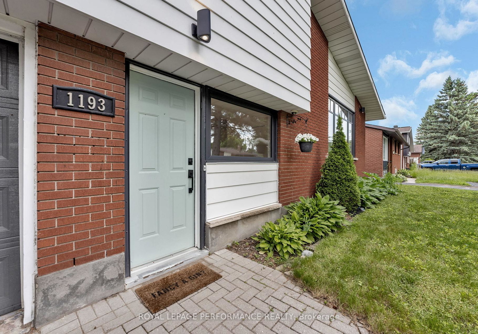 1193-cobden-road-ottawa-ontario-x12270773