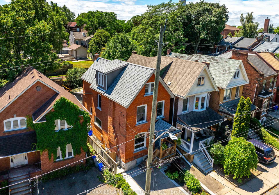 91-peter-street-hamilton-ontario-x12270938