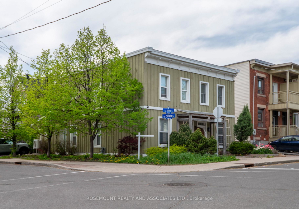 150-arthur-street-ottawa-ontario-x12271057
