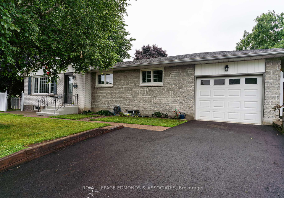 540-esther-street-pembroke-ontario-x12271109