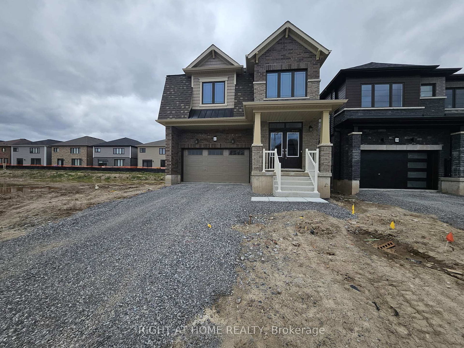 41-lemon-avenue-thorold-ontario-x12271144