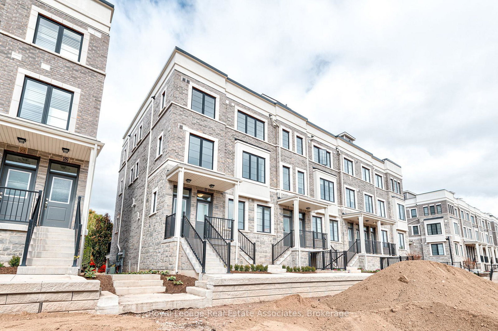 383-dundas-street-e-hamilton-ontario-x12271188