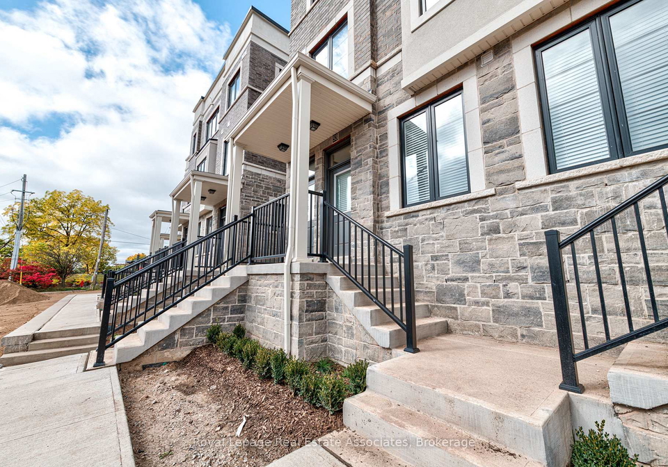 383-dundas-street-e-hamilton-ontario-x12271188