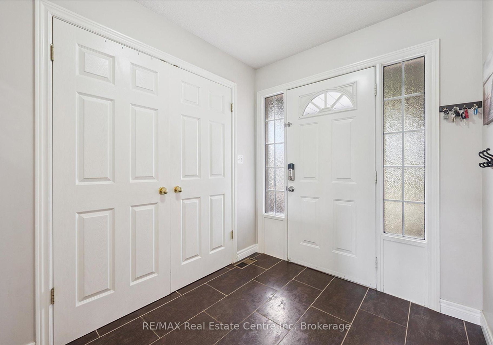 266-briarmeadow-drive-kitchener-ontario-x12271191