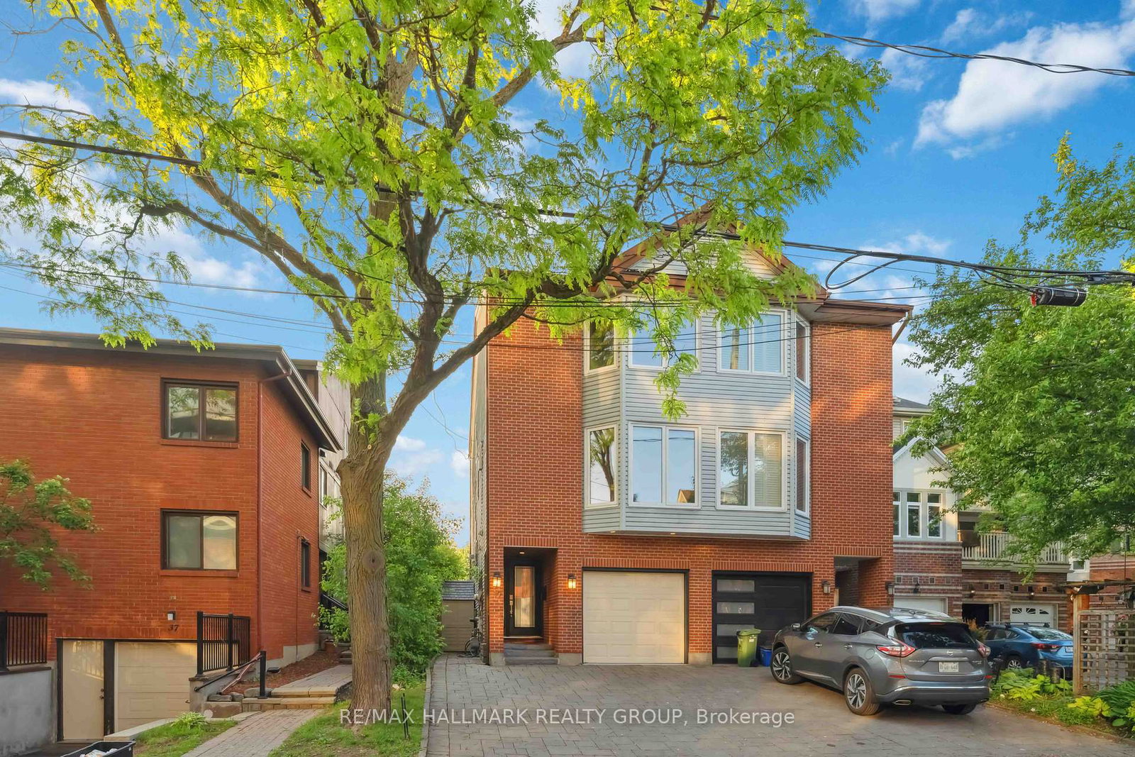 39-robinson-avenue-ottawa-ontario-x12271221