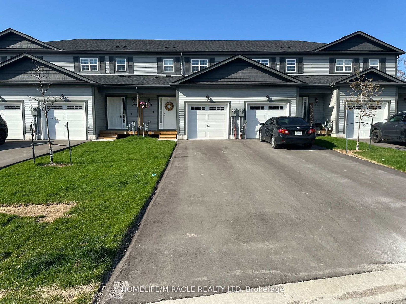 300-daffodil-court-gravenhurst-ontario-x12271363