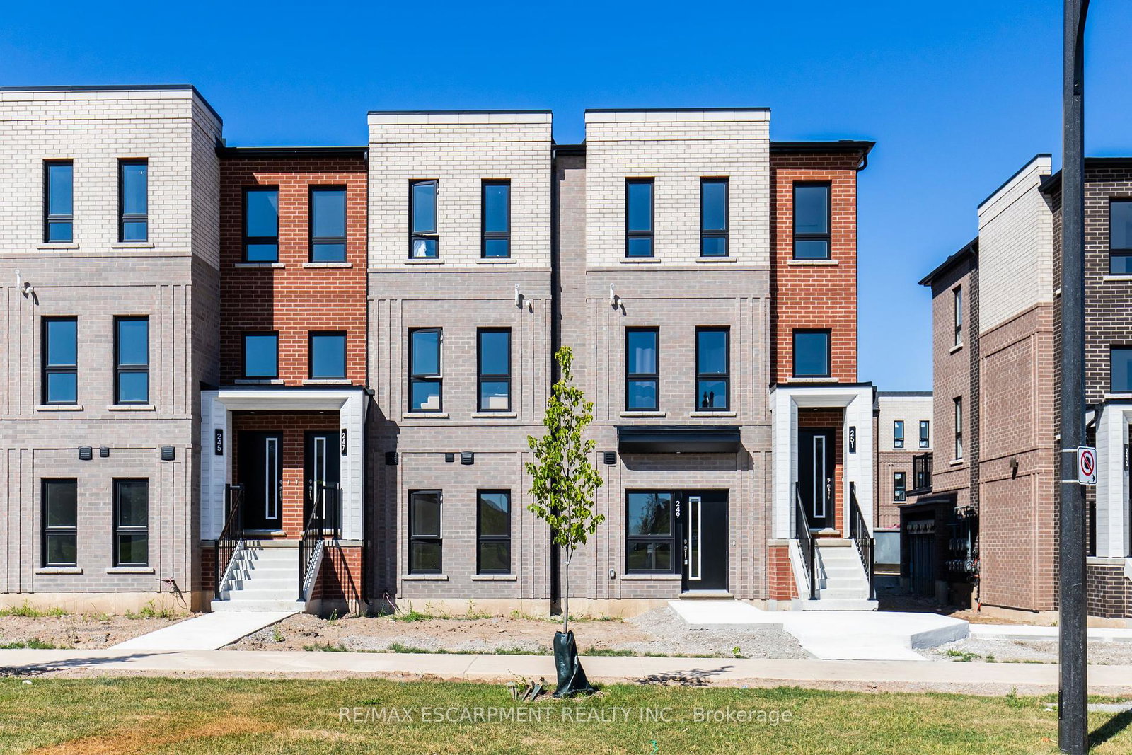 249-burke-street-hamilton-ontario-x12271417