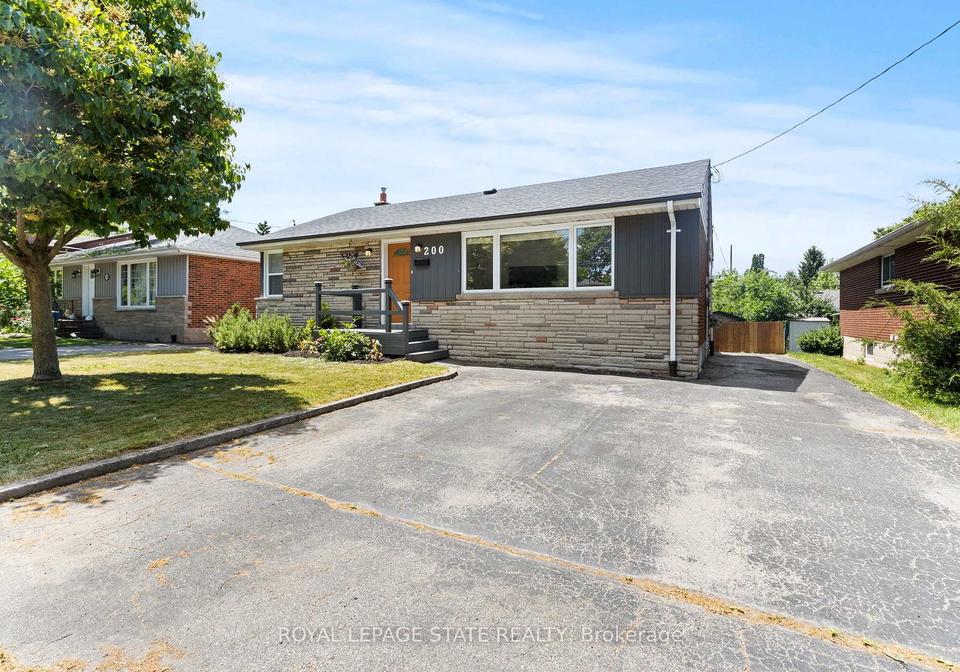 200-upper-paradise-road-hamilton-ontario-x12271419