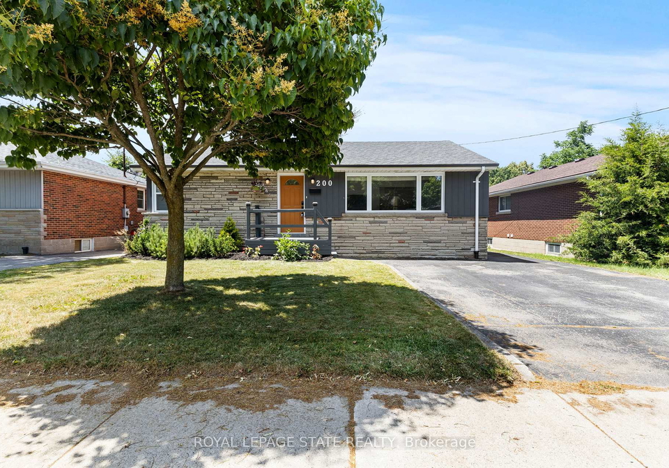 200-upper-paradise-road-hamilton-ontario-x12271419
