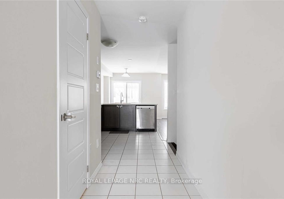 214-esther-crescent-thorold-ontario-x12271422