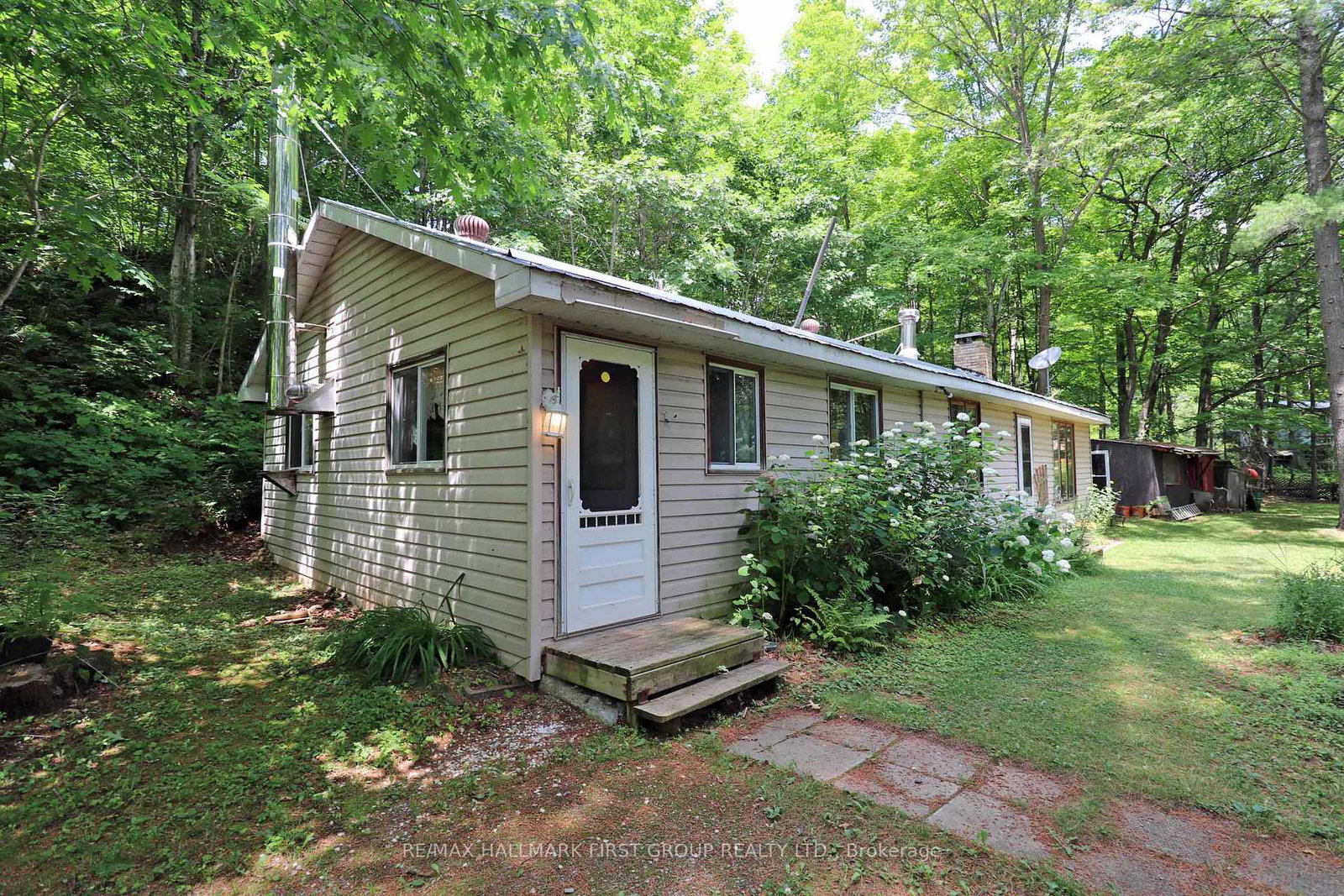 228-kehoe-lane-tweed-ontario-x12271435
