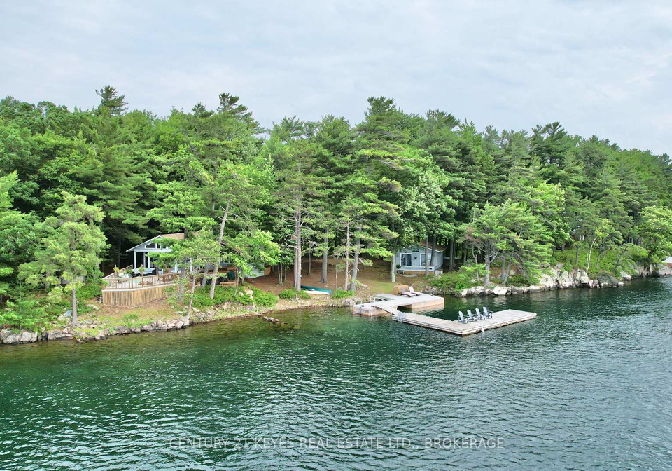 285-wallace-island-frontenac-islands-ontario-x12271437