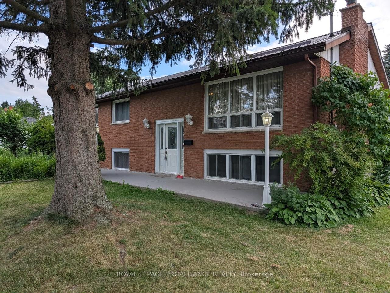181-colonial-road-quinte-west-ontario-x12271510