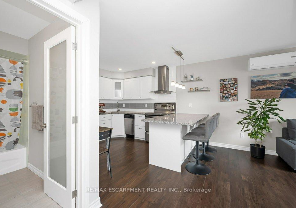 28-victoria-avenue-hamilton-ontario-x12271515