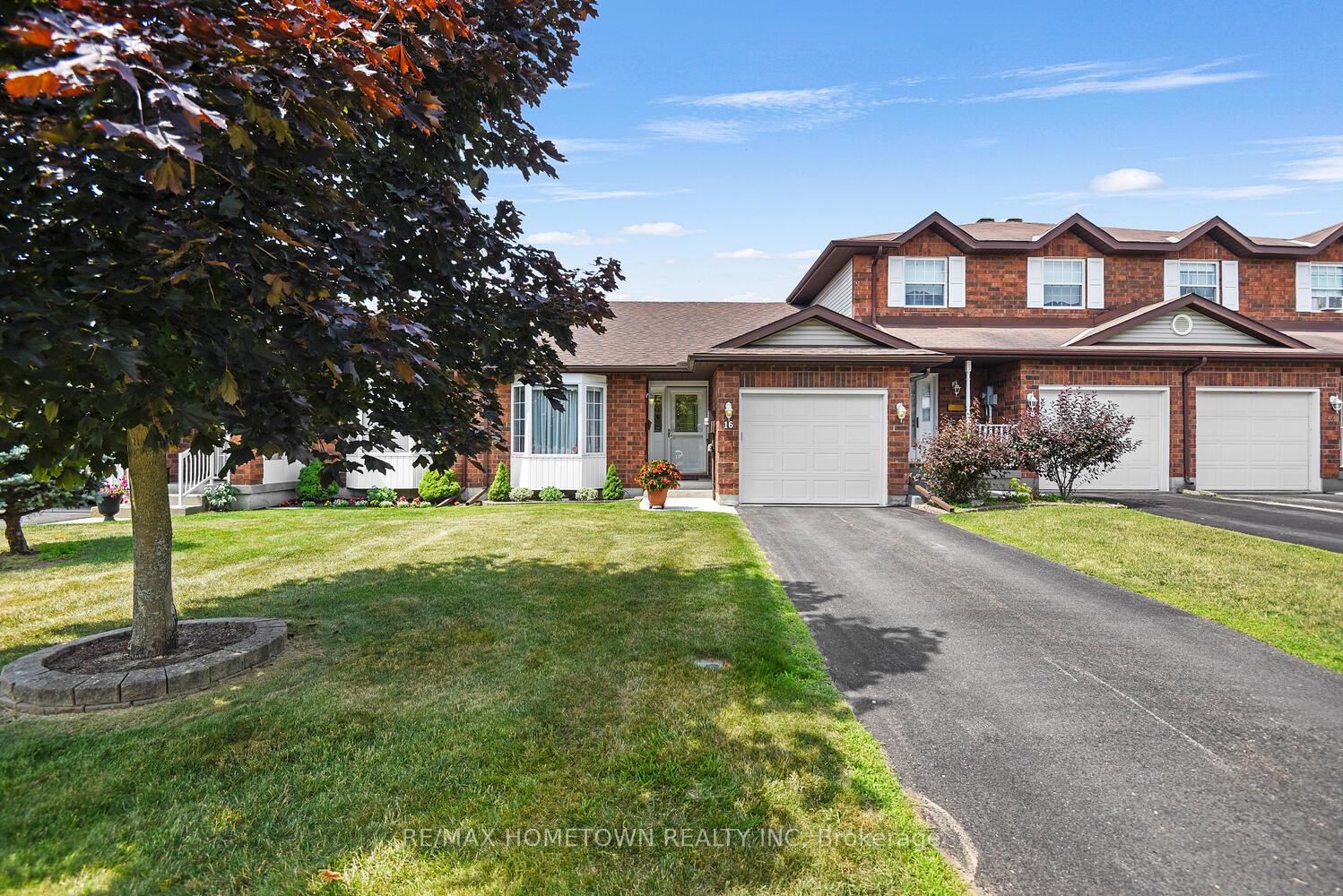 16-wilmot-young-place-brockville-ontario-x12271524