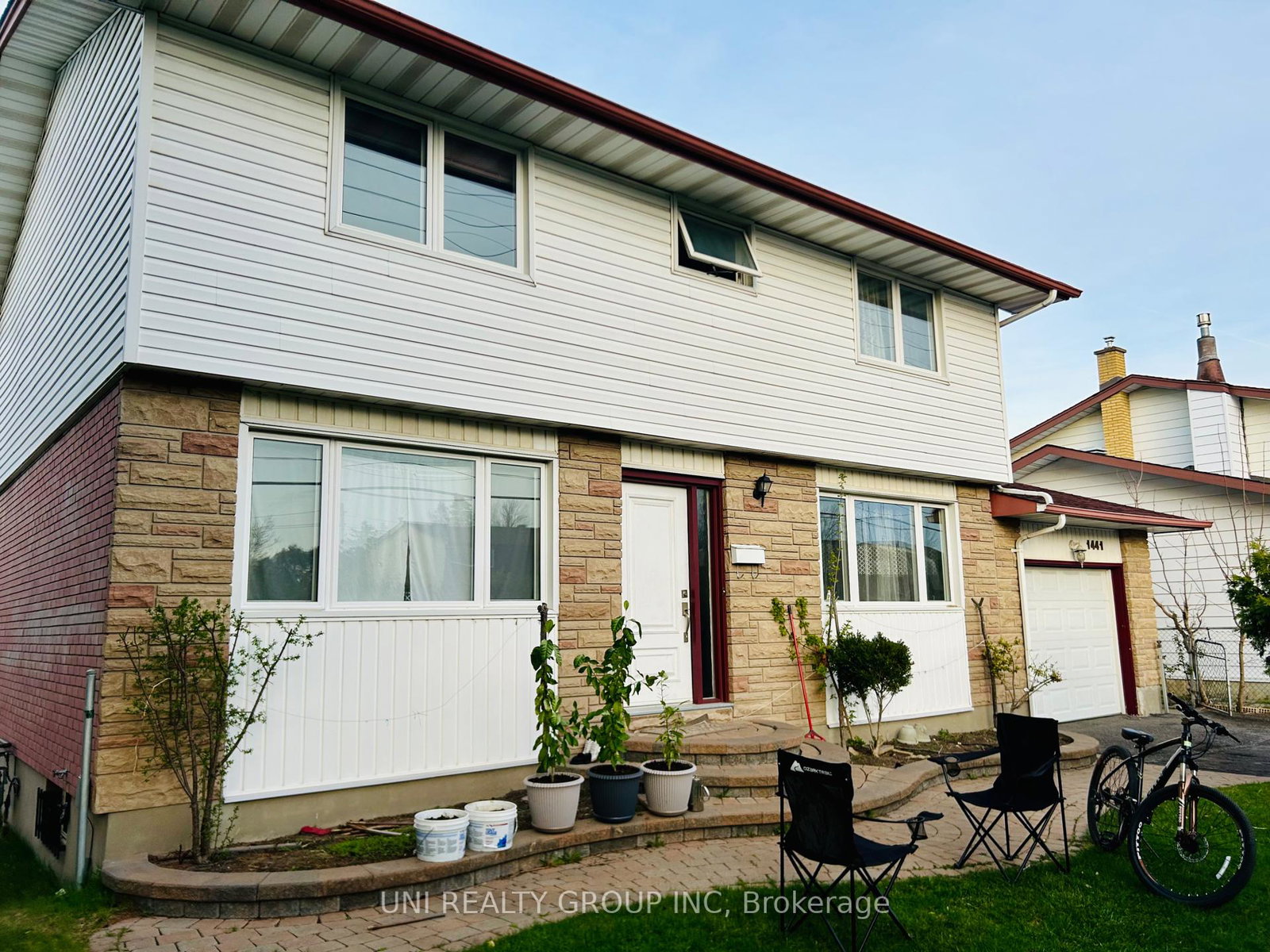 1441-fisher-avenue-mooneysbaycarletonheightsanarea-ottawa-ontario-x12271662