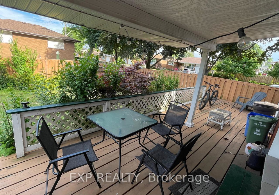 893-upper-ottawa-main-level-street-hamilton-ontario-x12271859