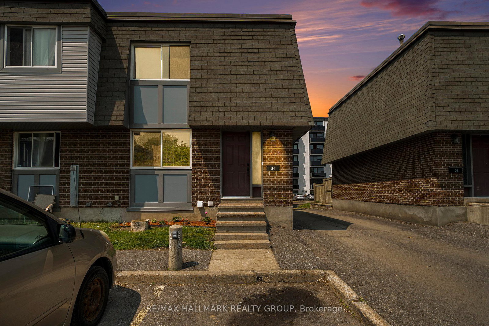 54-corley-private-ottawa-ontario-x12272504