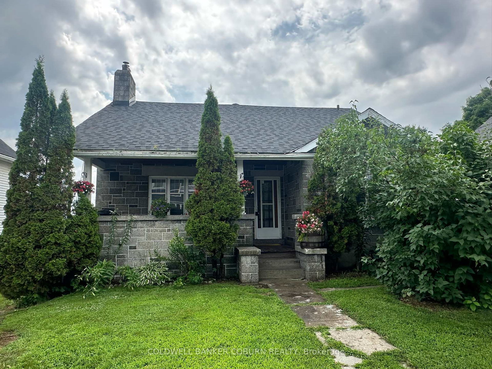 44-william-street-edwardsburghcardinal-ontario-x12272673