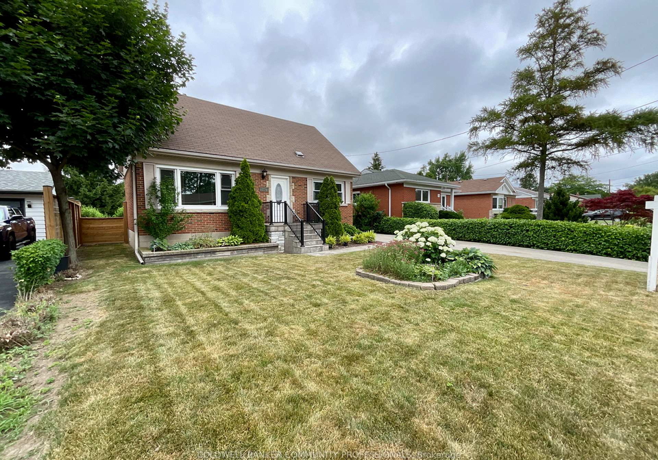 384-upper-kenilworth-avenue-hamilton-ontario-x12272696