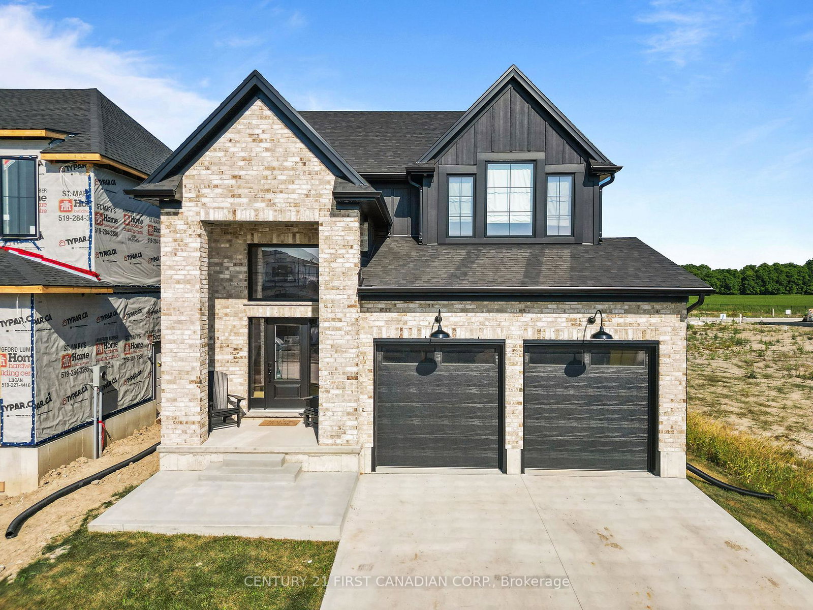 10-sheldabren-street-north-middlesex-ontario-x12272728