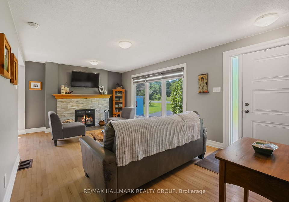 1048-kerwin-road-kanata-ontario-x12272731