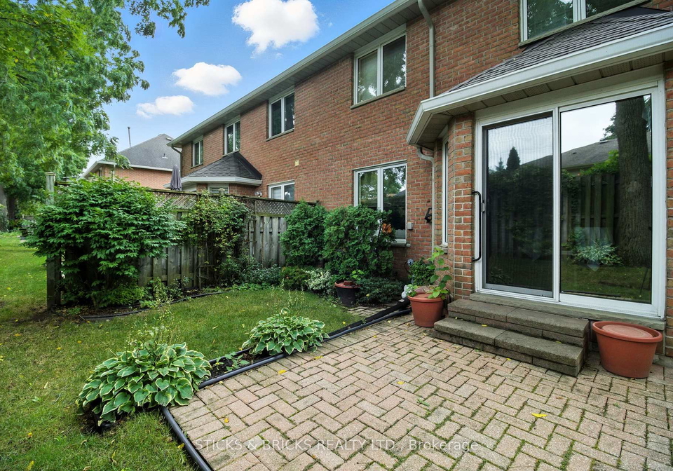 4667-portage-road-w-niagara-falls-ontario-x12272763