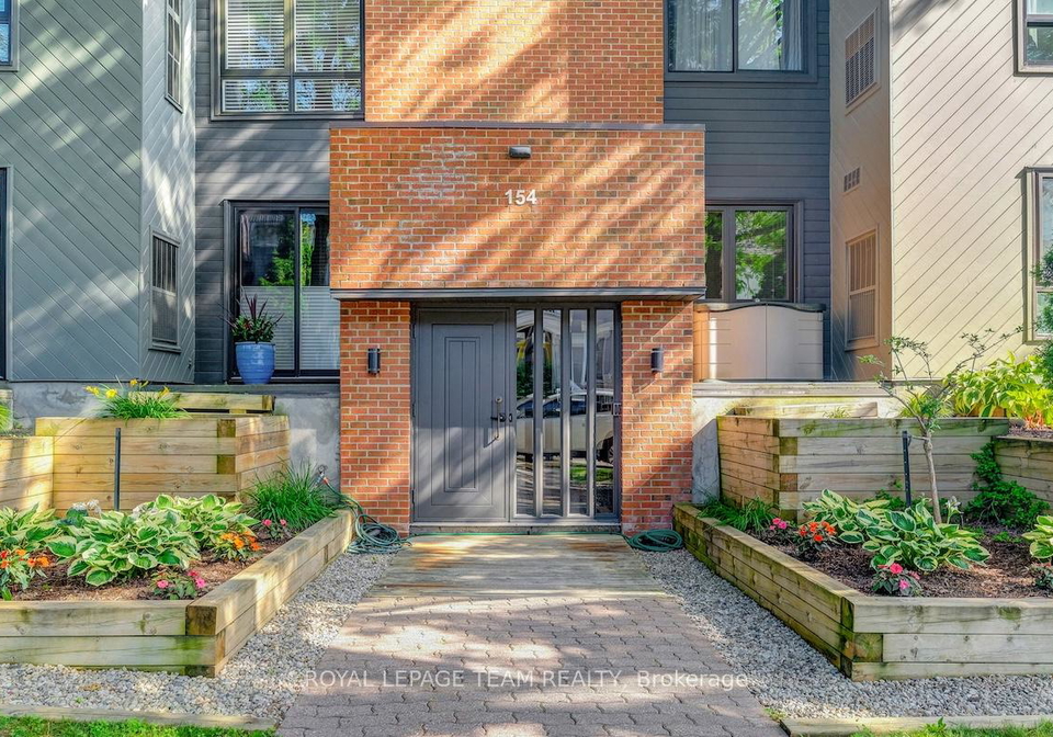 154-waverley-street-ottawa-ontario-x12272776