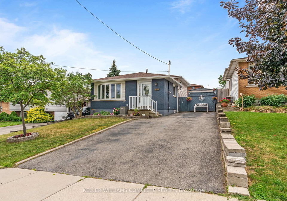 423-queen-victoria-drive-hamilton-ontario-x12272886