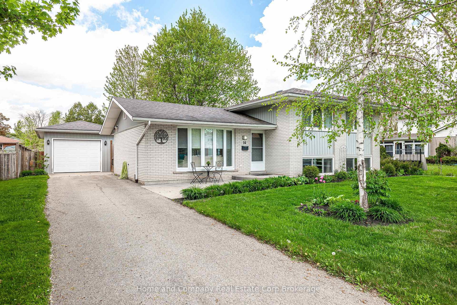16-feick-crescent-stratford-ontario-x12272989