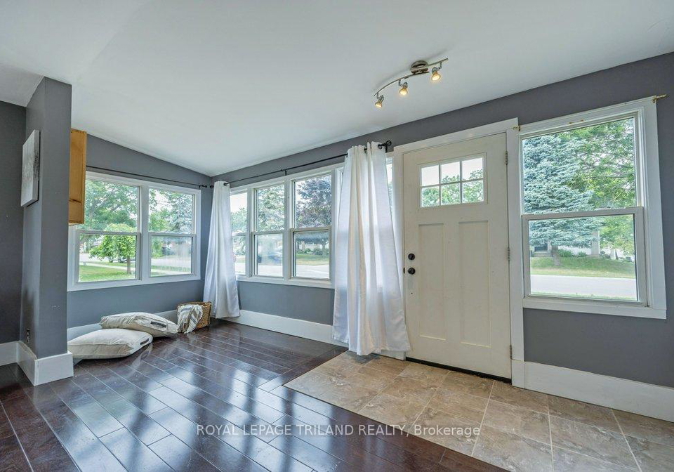 227-john-street-duttondunwich-ontario-x12273034