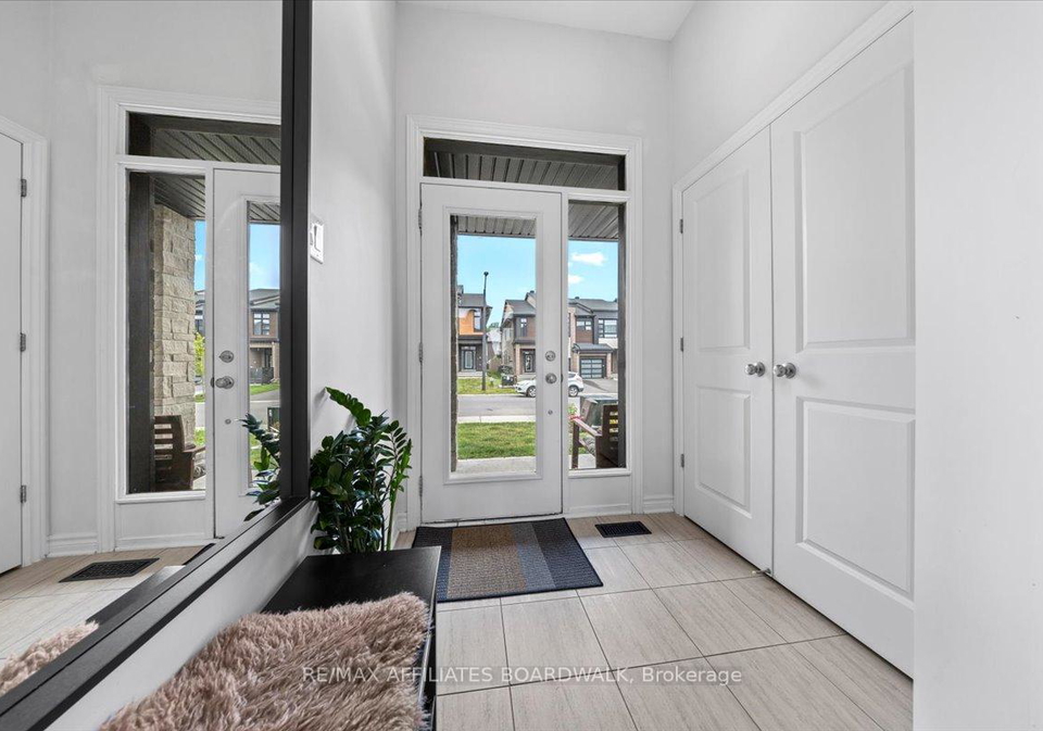 87-canvasback-ridge-ottawa-ontario-x12273107