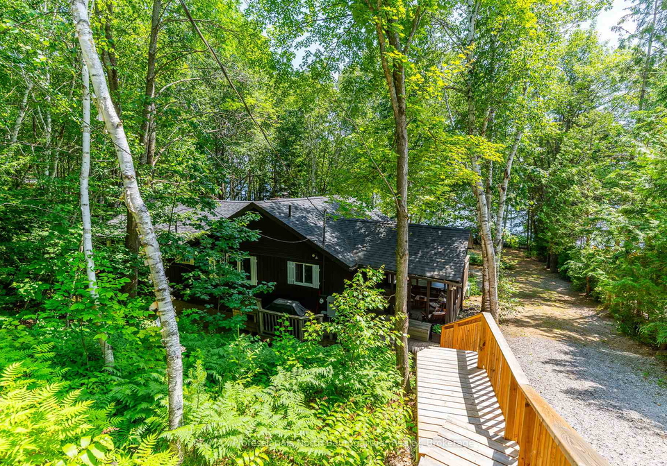 6281-kennisis-lake-road-dysart-et-al-ontario-x12273143
