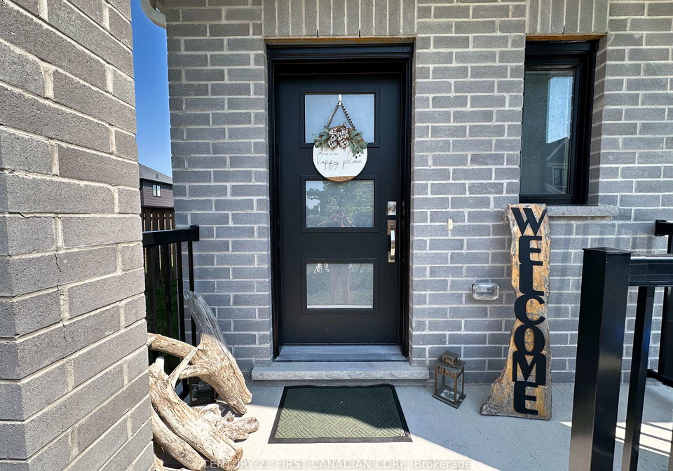 17-nicholson-street-lucan-biddulph-ontario-x12273174