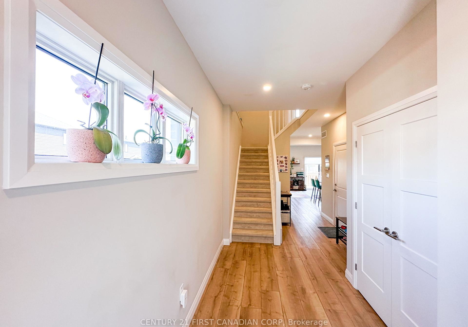 17-nicholson-street-lucan-biddulph-ontario-x12273174