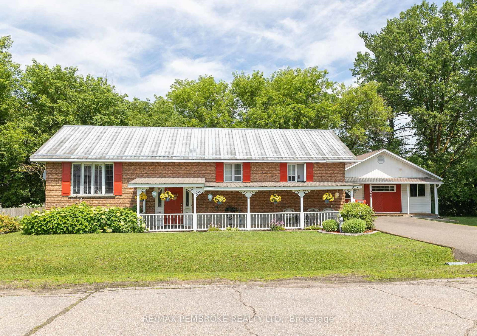 327-park-avenue-pembroke-ontario-x12273291