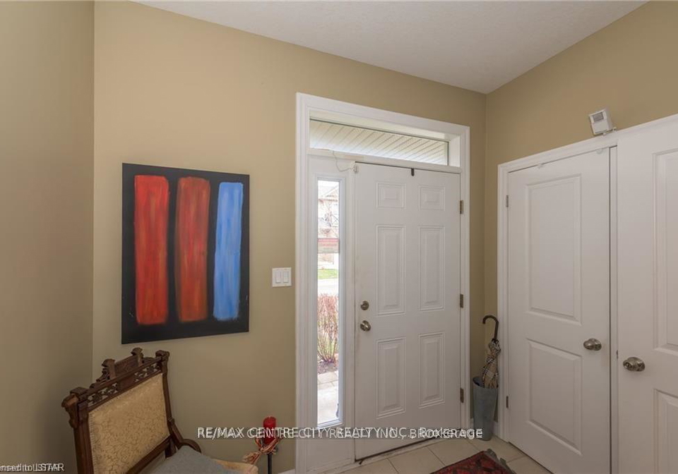 112-north-centre-road-london-north-ontario-x12273311