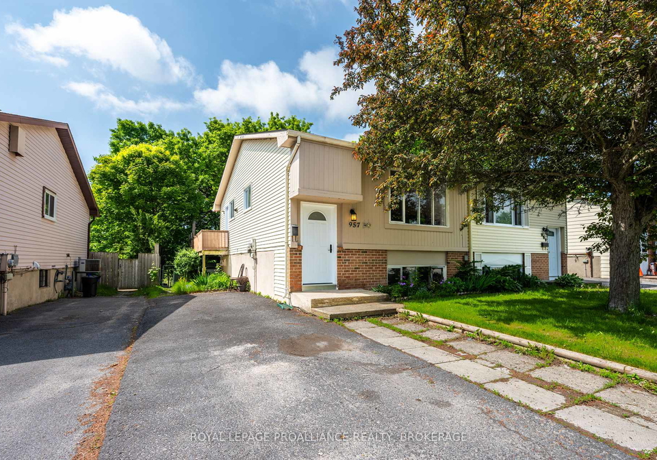 957-old-colony-road-kingston-ontario-x12273363