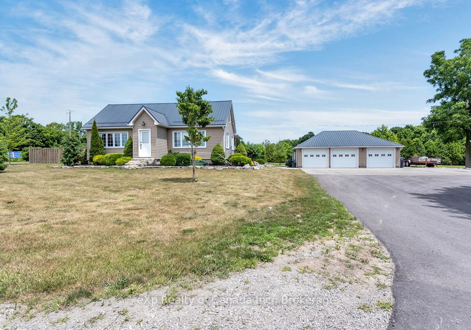 2450-59-highway-norfolk-ontario-x12273435