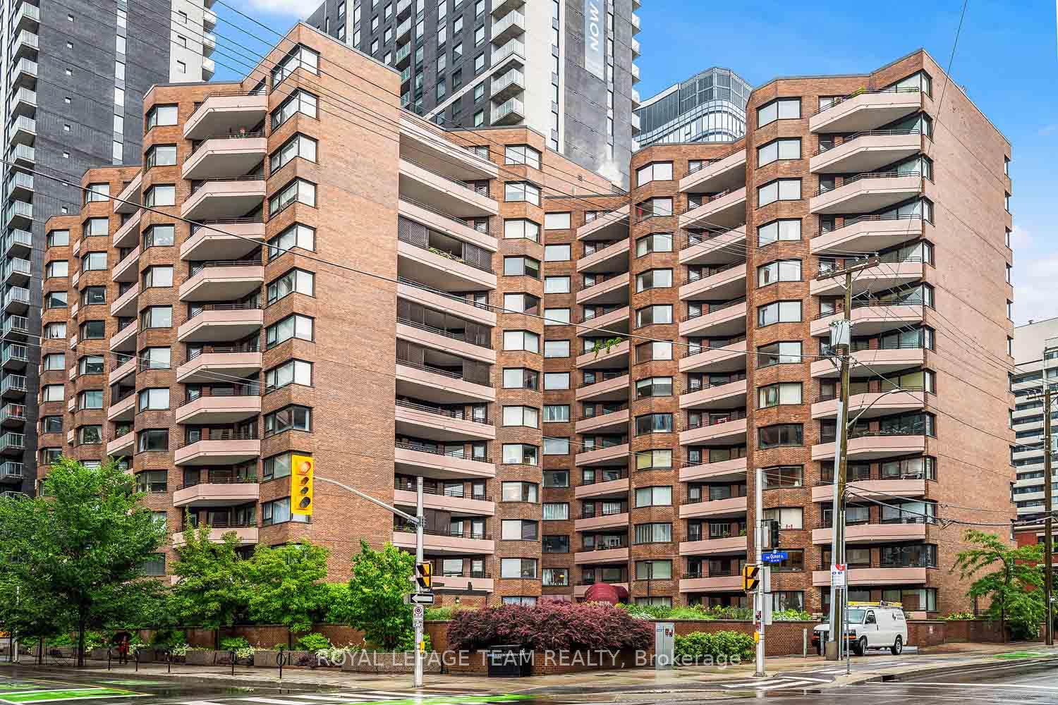 151-bay-street-ottawa-ontario-x12273494