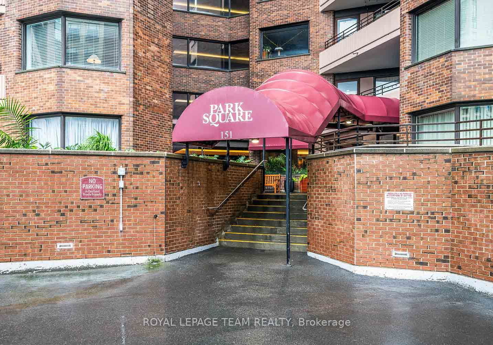 151-bay-street-ottawa-ontario-x12273494
