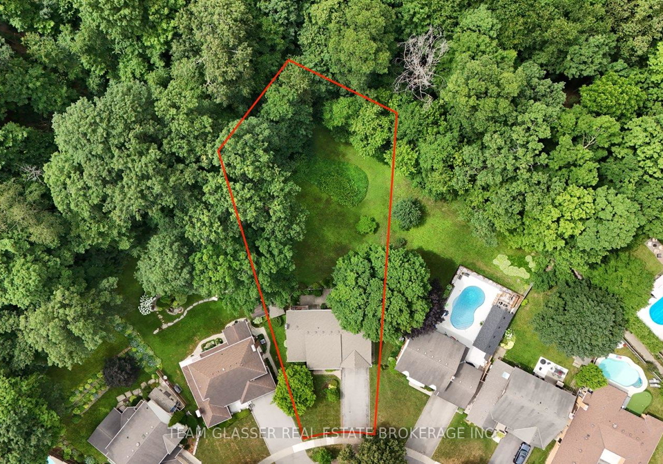 7-robinwood-crescent-london-south-ontario-x12273659