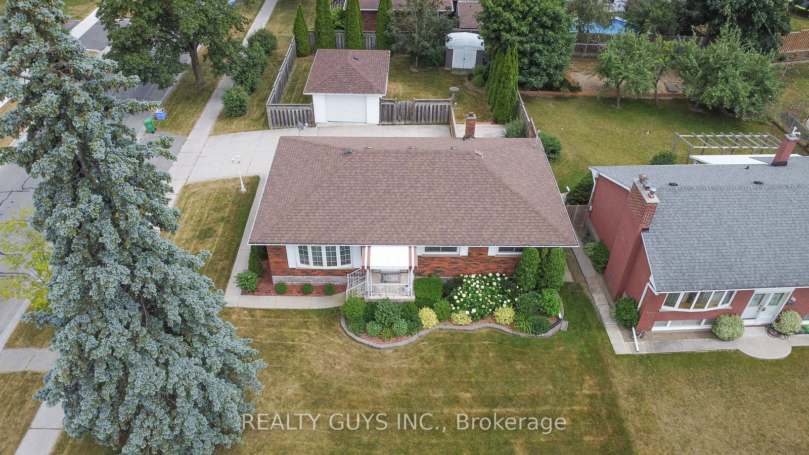 1066-glebemount-crescent-peterborough-north-ontario-x12273692