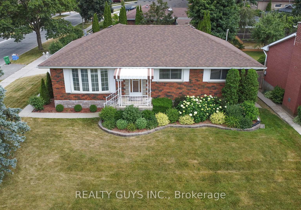 1066-glebemount-crescent-peterborough-north-ontario-x12273692