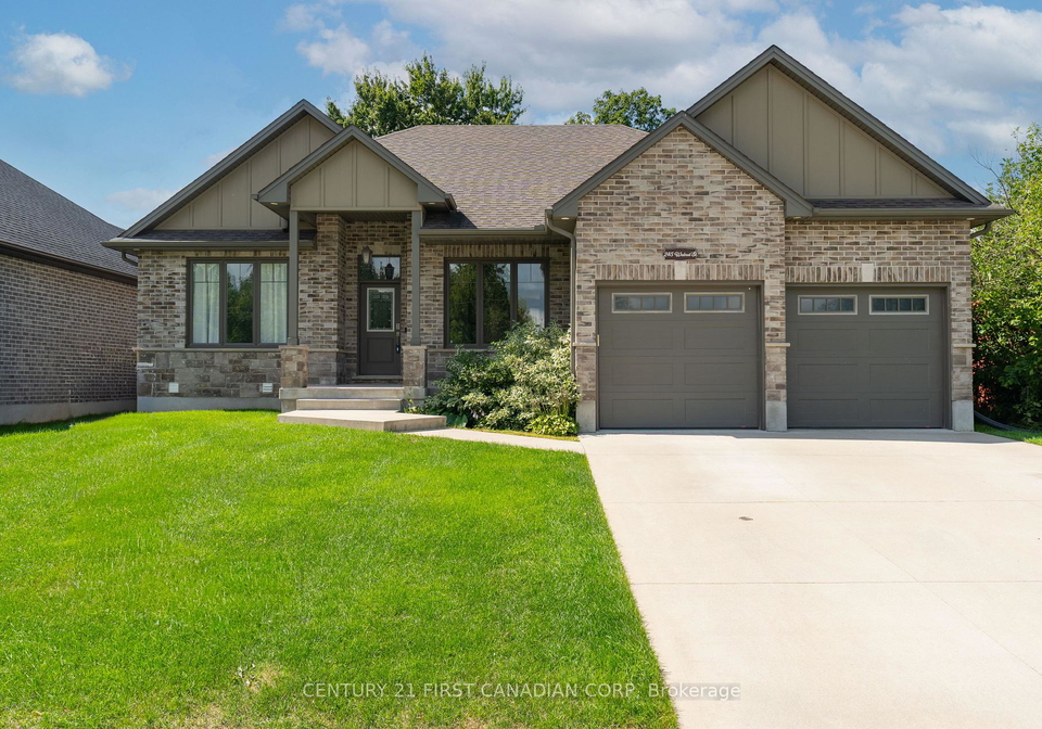 245-walnut-street-lucan-biddulph-ontario-x12273745