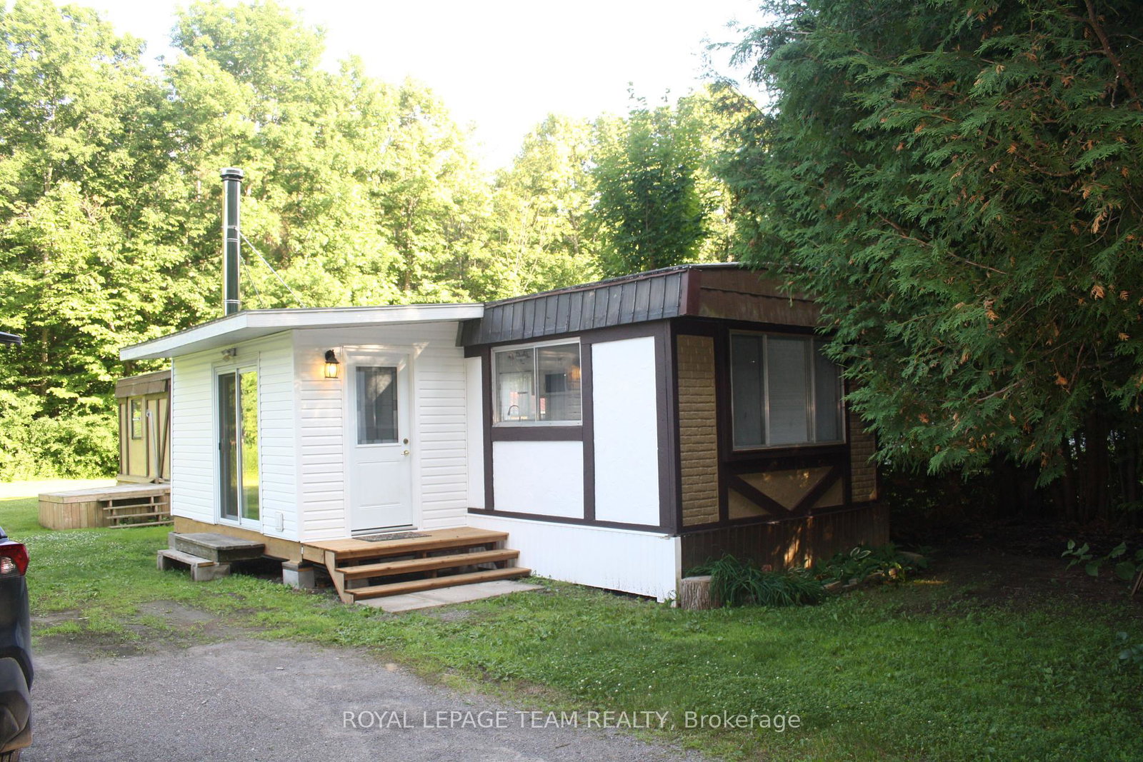 27-jennifer-lane-horton-ontario-x12273890