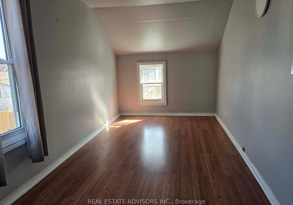 70-allenby-avenue-brantford-ontario-x12273951