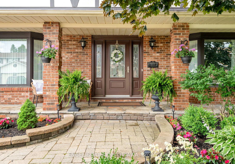 32-merkel-drive-ottawa-ontario-x12274034